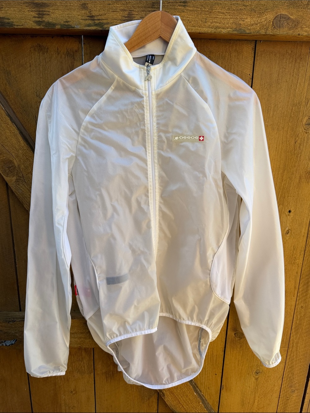 Assos Men's Lightweight Cycling Rain Jacket with Zip-Front
